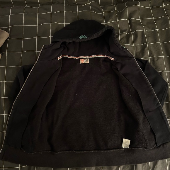 Black and mint TNA sweater 🖤 - Picture 2 of 3